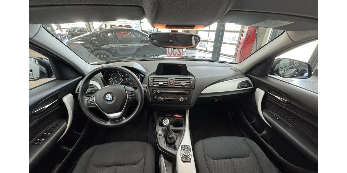BMW 116i Navigation Sitzheizung BT PDC 111.610 km 9.690 &euro; Lich 35423