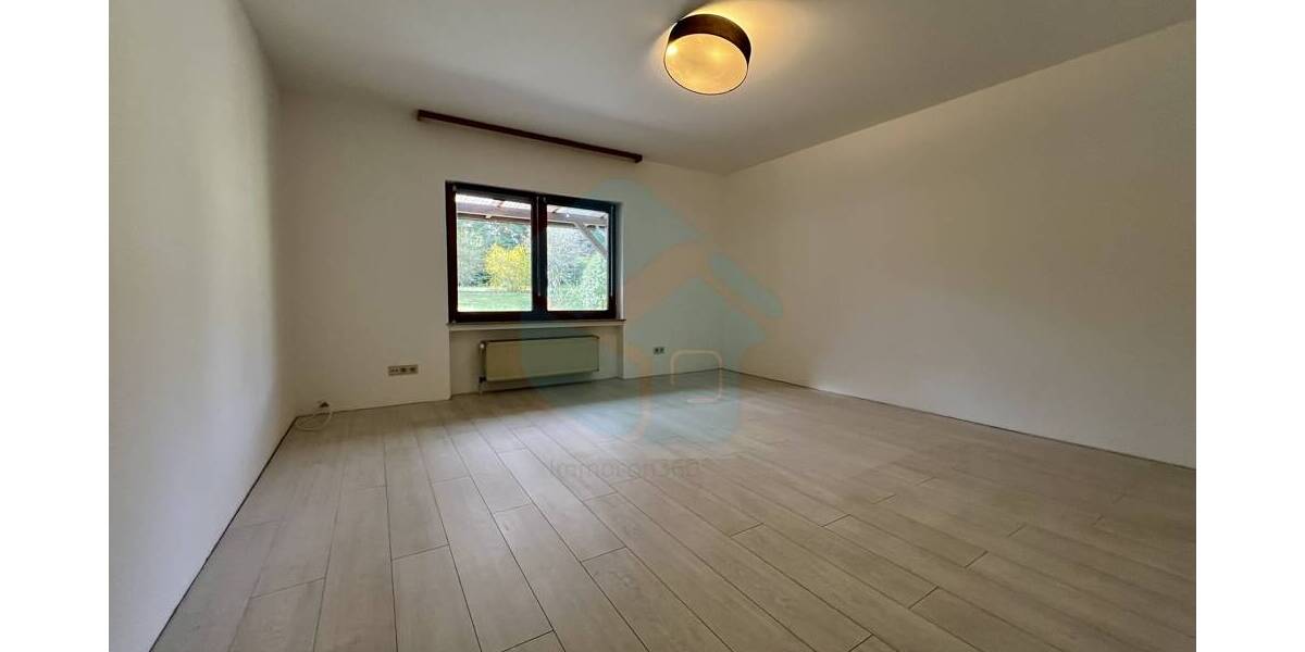 Bungalow Waldsolms / Brandoberndorf Brandoberndorf - 4 Zimmer, 145 m&sup2;, 399.000&euro; | Angebot:26155560
