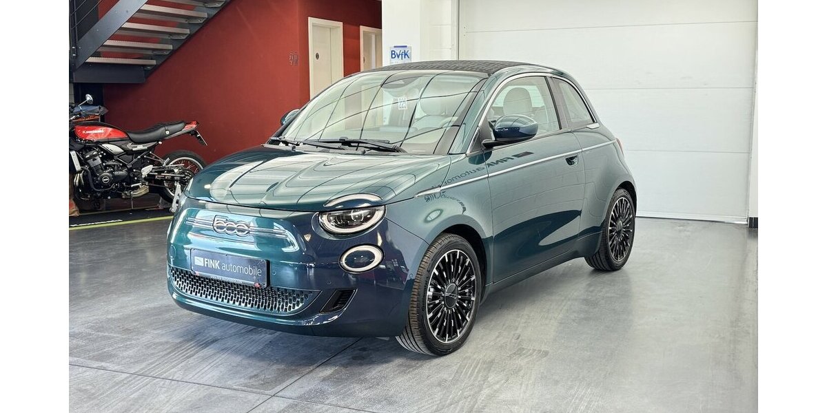 Fiat 500e La Prima by Bocelli 1.Hand Cabrio 42 kWh 14.600 km 24.690 &euro; Lich 35423