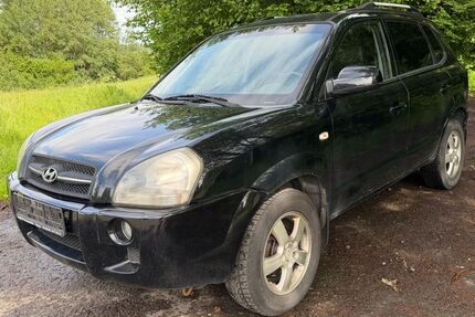 Hyundai TUCSON 185.000 km 1.800 &euro; Greifenstein 35753