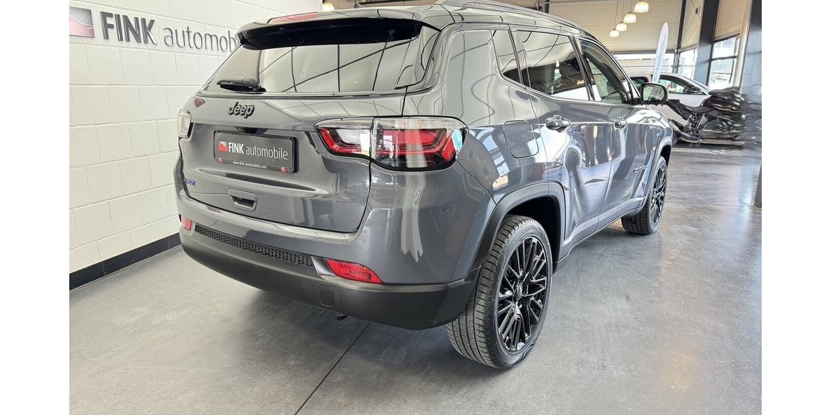 Jeep Compass Limited Plug-In 1.Hand 4WD FULL LED 360° 52.400 km 24.220 &euro; Lich 35423