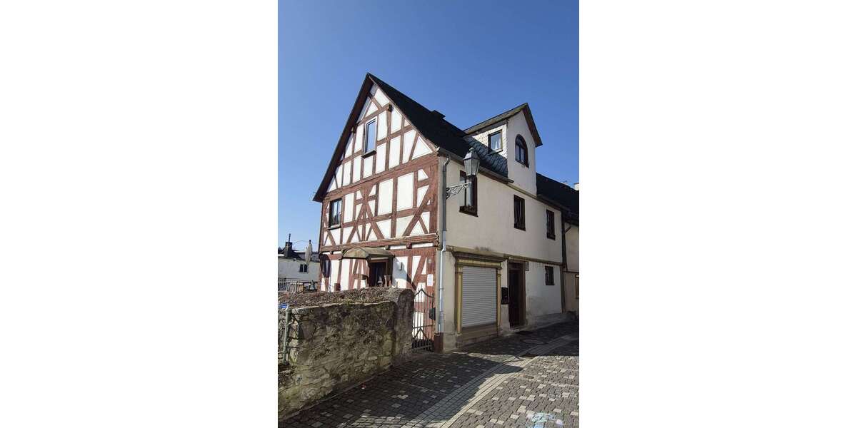 Einfamilienhaus Weilburg - 6 Zimmer, 120 m&sup2;, 259.000&euro; | Angebot:25422583