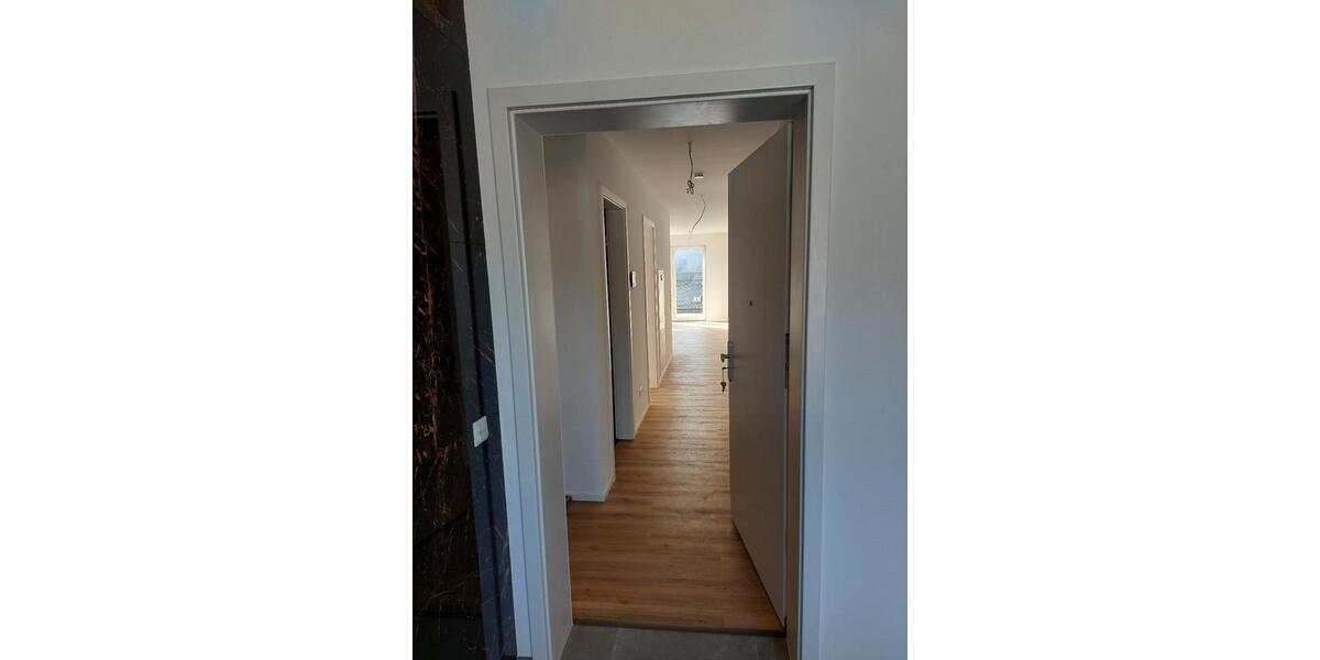 Erdgeschoßwohnung Leun - 2 Zimmer, 77 m&sup2;, 980&euro; | Angebot:25792451