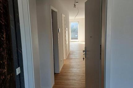 Wohnung Leun - 2 Zimmer, 77 m&sup2;, 980&euro; | Angebot:25792451