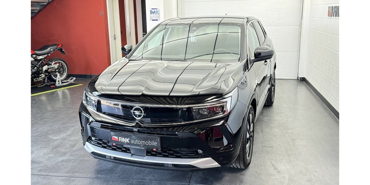 Opel Grandland 1.2 Turbo Elegance CarPlay FULL LED 30.756 km 16.830 &euro; Lich 35423