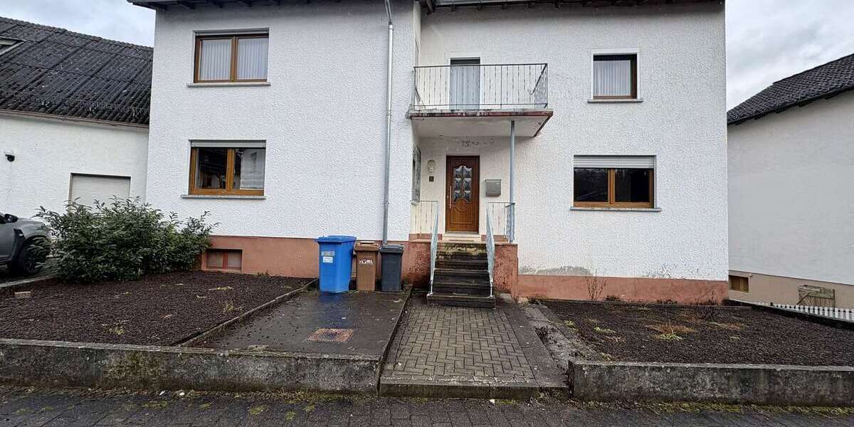 Einfamilienhaus Mengerskirchen - 4 Zimmer, 130 m&sup2;, 800&euro; | Angebot:26308368