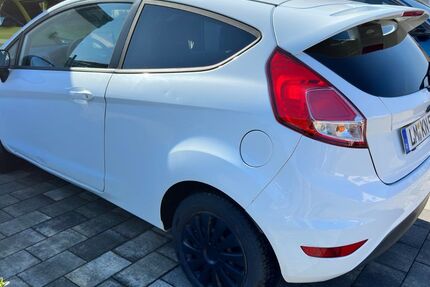 Ford Fiesta 123.691 km 4.999 &euro; Löhnberg 35792