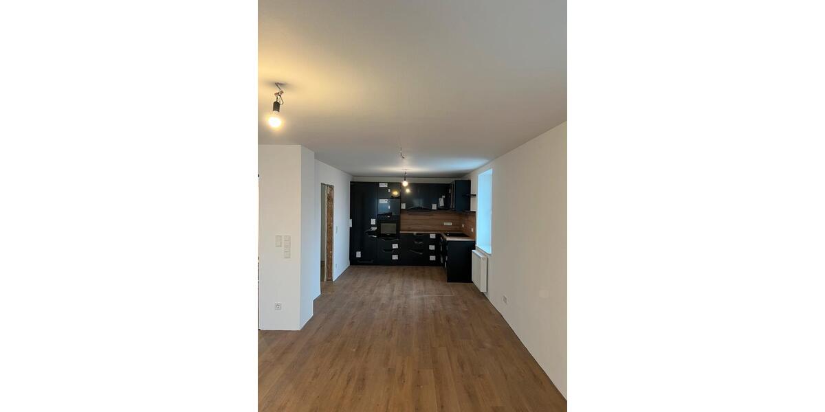 Etagenwohnung Löhnberg - 2.5 Zimmer, 69 m&sup2;, 1.104&euro; | Angebot:25172625