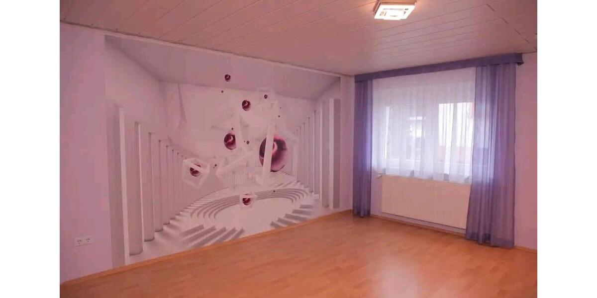 Etagenwohnung Solms - 3 Zimmer, 85 m&sup2;, 850&euro; | Angebot:26547095