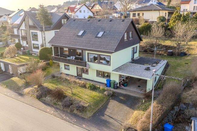 Einfamilienhaus Bad Endbach - 8 Zimmer, 204 m&sup2;, 213.000&euro; | Angebot:25726242