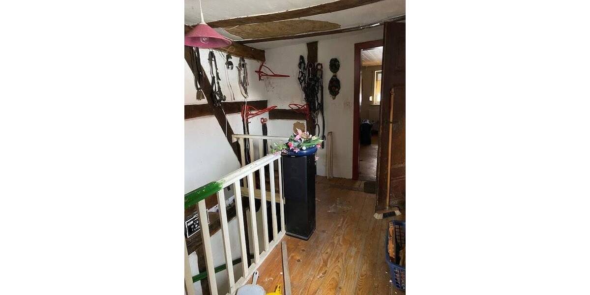 Bauernhaus, Landhaus Hüttenberg Vollnkirchen - 8 Zimmer, 233 m&sup2;, 265.000&euro; | Angebot:25780713