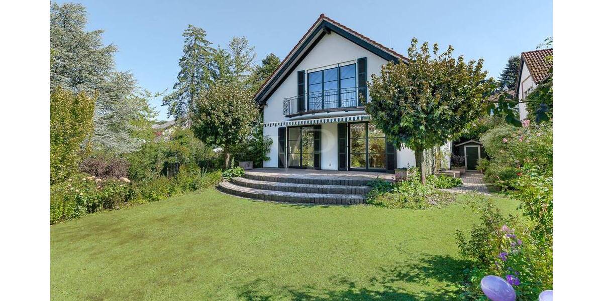 Einfamilienhaus Wehrheim - 8 Zimmer, 227 m&sup2;, 995.000&euro; | Angebot:25742958