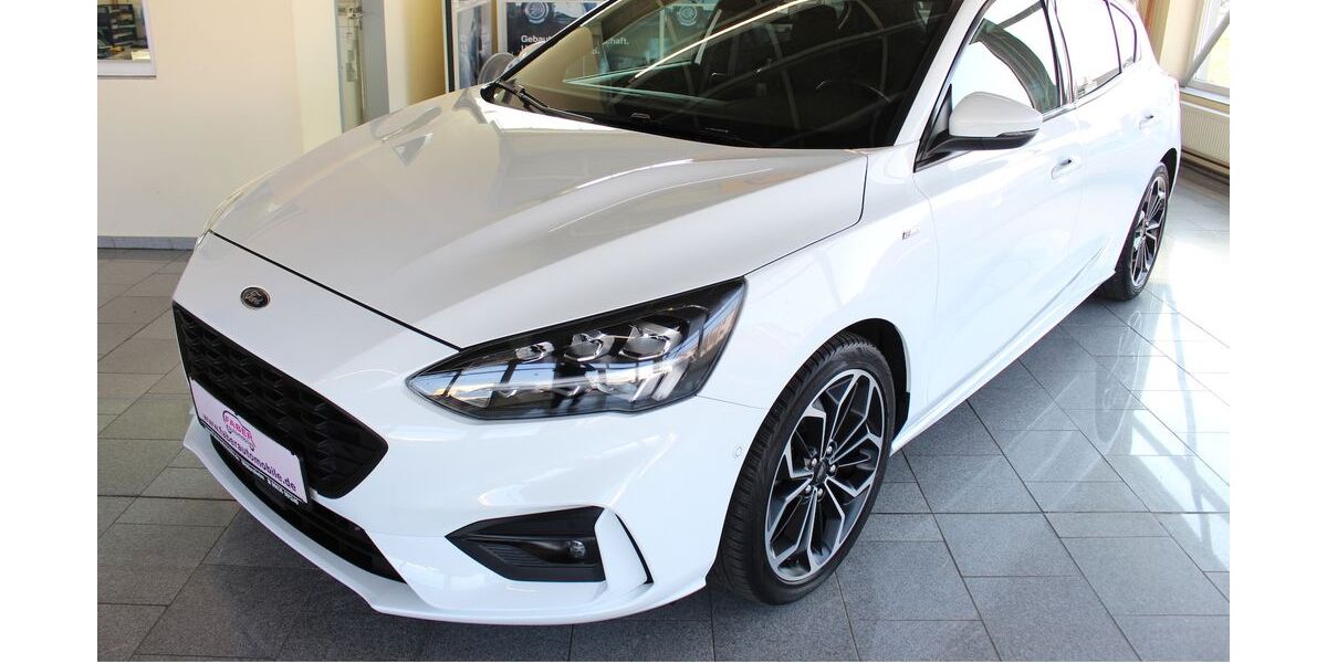 Ford Focus 76.538 km 12.222 &euro; Wölfersheim 61200