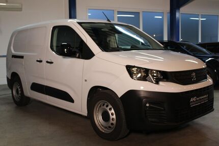 Peugeot Partner 9.500 km 22.944 &euro; Biebertal 35444