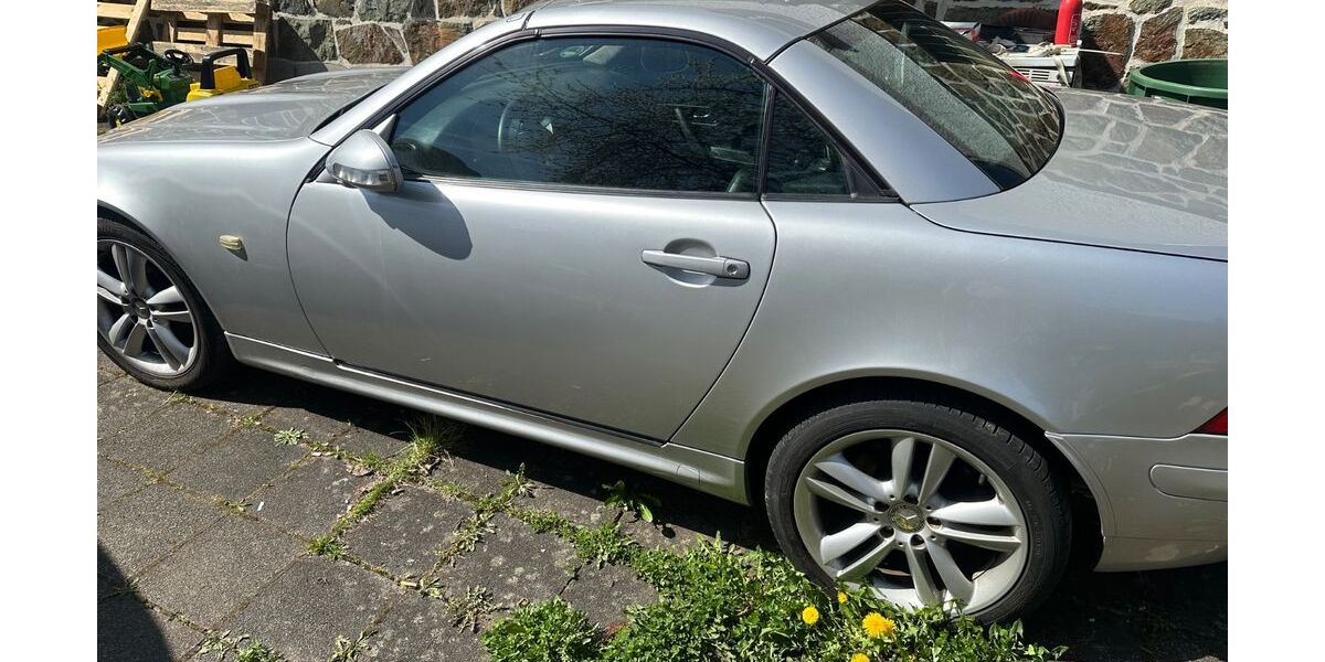 Mercedes-Benz SLK 230 157.264 km 3.500 &euro; Wetzlar 35585
