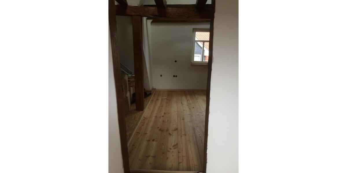 Einfamilienhaus Butzbach - 3.5 Zimmer, 100 m&sup2;, 330.000&euro; | Angebot:26715409