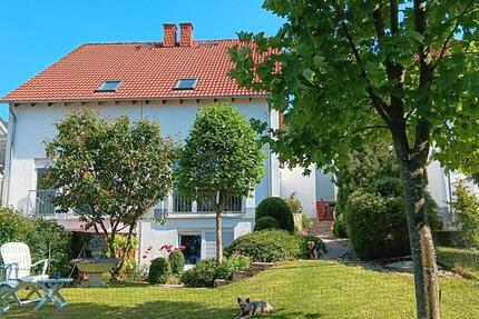 Haus Weilrod - 6 Zimmer, 141 m&sup2;, 419.000&euro; | Angebot:26214118