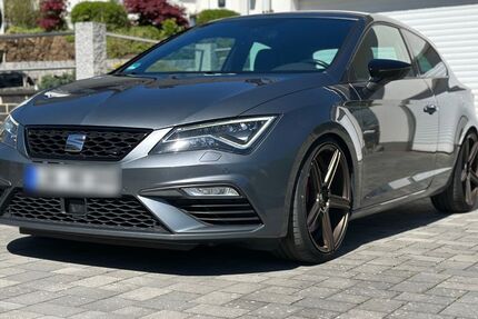 Seat Leon 111.500 km 16.990 &euro; Ehringshausen 35630