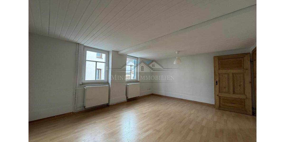 Einfamilienhaus Butzbach - 5 Zimmer, 120 m&sup2;, 1.100&euro; | Angebot:25637817