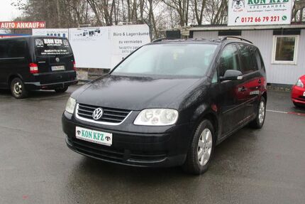 VW Touran 160.000 km 1.850 &euro; Dillenburg 35687