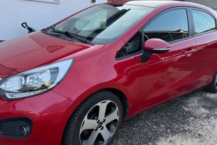 Kia Rio 105.800 km 4.500 &euro; Staufenberg 35460