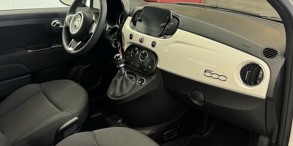 Fiat 500 1.0 Dolcevita Mild-Hybrid CarPlay 1. Hand 25.490 km 11.890 &euro; Lich 35423
