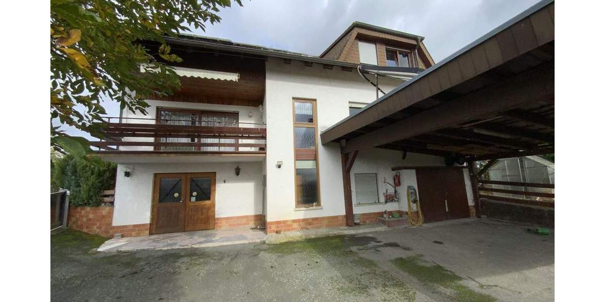 Mehrfamilienhaus, Wohnhaus Leun Stockhausen - 8 Zimmer, 185 m&sup2;, 294.000&euro; | Angebot:25674287