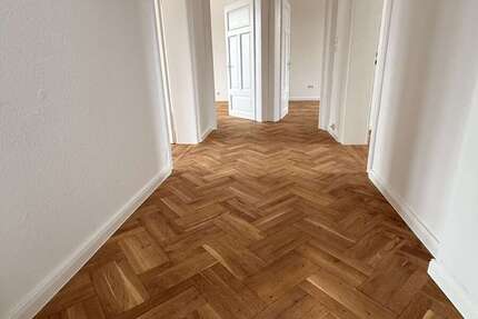 Wohnung Gießen Schlangenzahl - 5 Zimmer, 118 m&sup2;, 1.385&euro; | Angebot:25081293