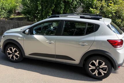 Dacia Sandero 11.800 km 16.700 &euro; Beselich 65614