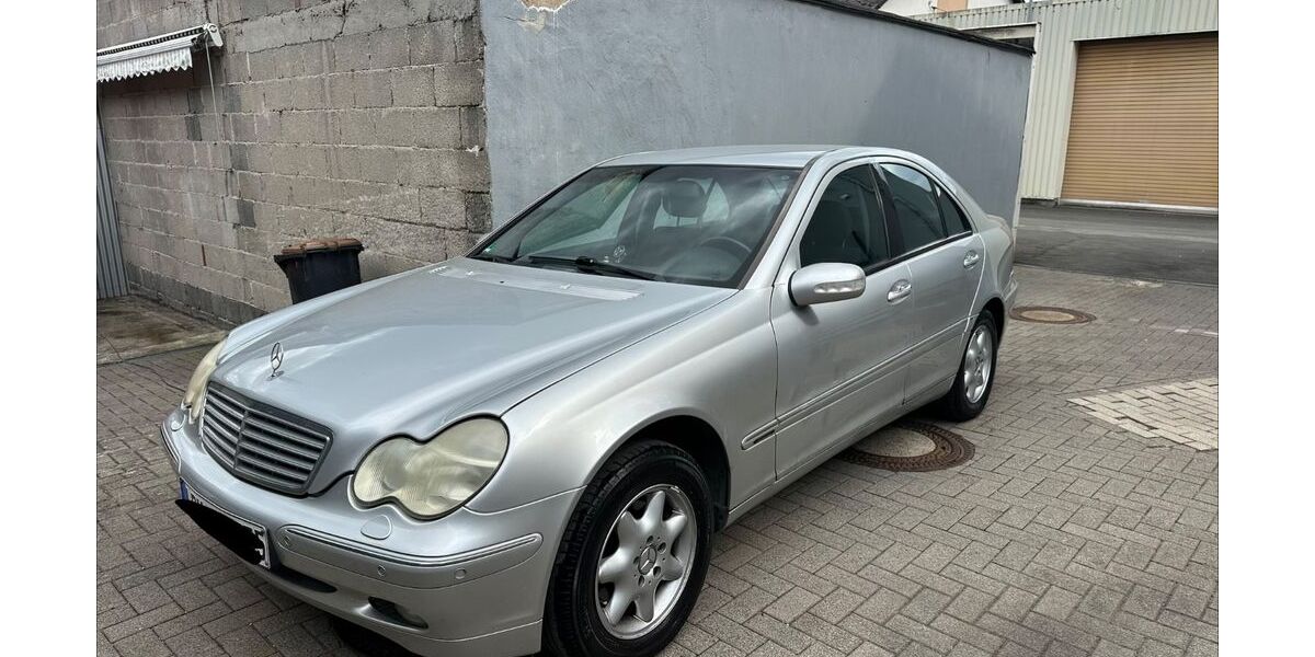 Mercedes-Benz C 180 165.000 km 2.000 &euro; Herborn 35745