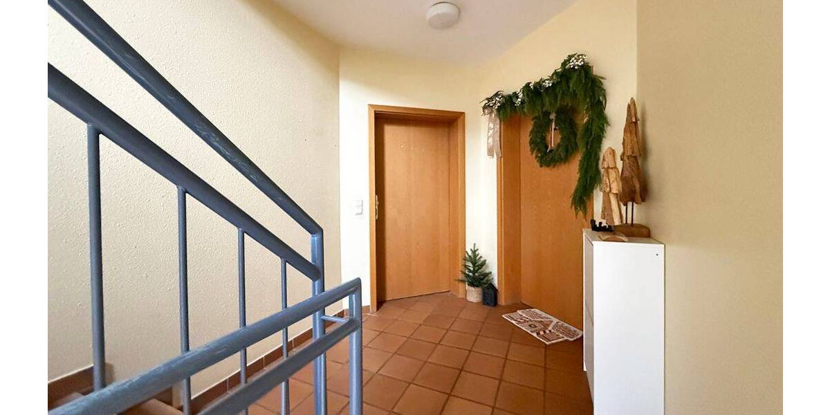 Etagenwohnung Braunfels - 4 Zimmer, 110 m&sup2;, 195.000&euro; | Angebot:25676896