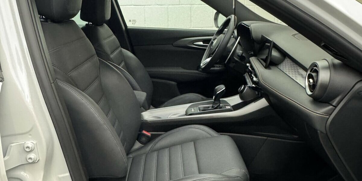 Alfa Romeo Tonale 1.5 VGT Veloce 48 V Hybrid LED 360° CAM 18.130 km 26.985 &euro; Lich 35423