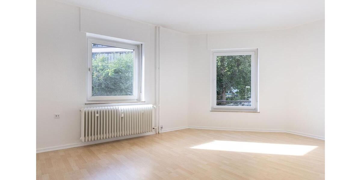 Etagenwohnung Gießen - 2 Zimmer, 65 m&sup2;, 990&euro; | Angebot:25980802