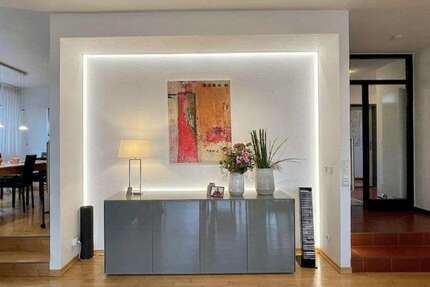 Haus Wehrheim - 6 Zimmer, 174 m&sup2;, 640.000&euro; | Angebot:26017208