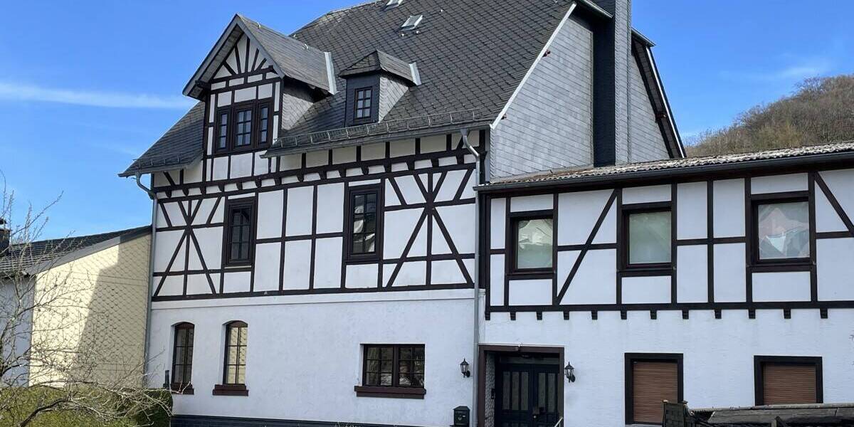 Reihenmittelhaus Breitscheid Erdbach - 1 Zimmer, 295 m&sup2;, 259.000&euro; | Angebot:26187467