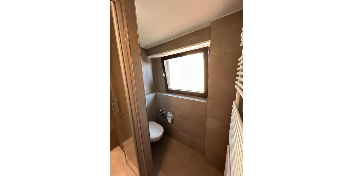 Dachgeschoßwohnung Gießen Schlangenzahl - 3 Zimmer, 70 m&sup2;, 814&euro; | Angebot:26010385