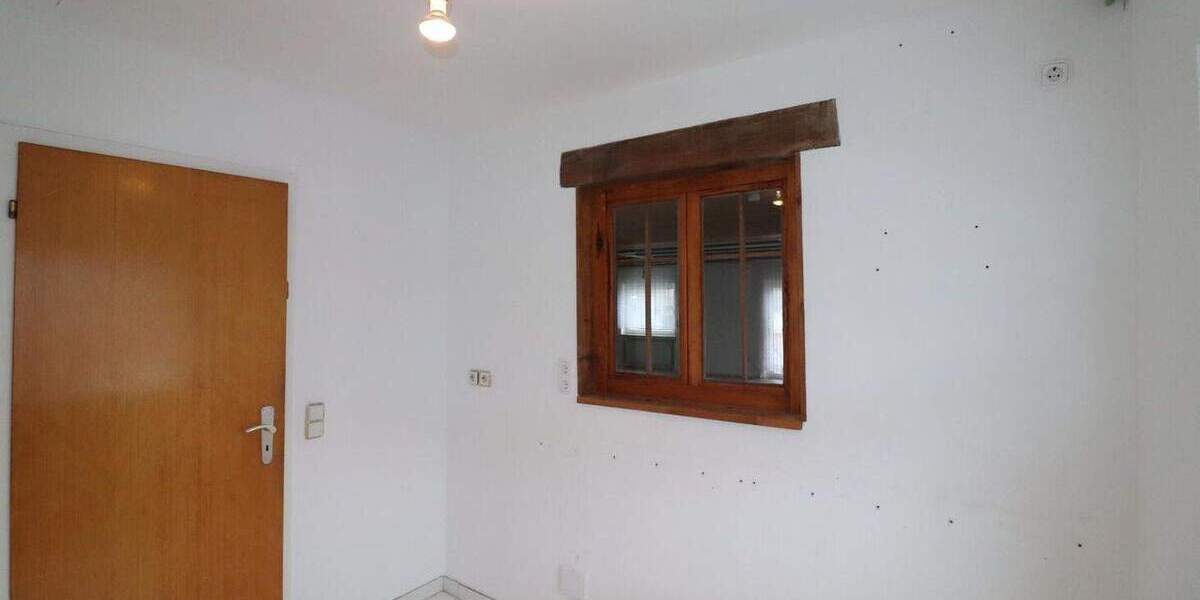 Mehrfamilienhaus, Wohnhaus Wettenberg Wißmar - 9 Zimmer, 235 m&sup2;, 579.000&euro; | Angebot:25682695