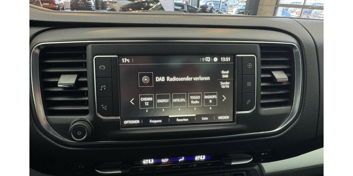 Opel Zafira Life -e Elegance L 50 kWh Leder Xenon CAM 34.950 km 24.760 &euro; Lich 35423