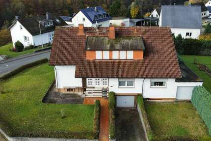 Haus Weilburg-Kirschhofen Kirschhofen - 8 Zimmer, 151 m&sup2;, 289.000&euro; | Angebot:25472464