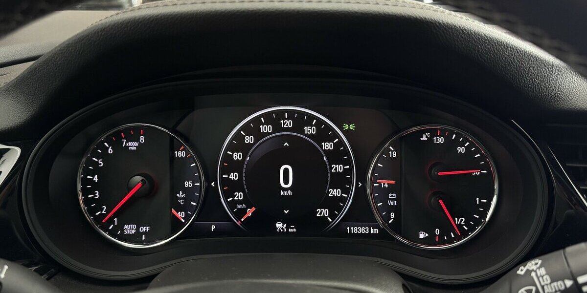 Opel Insignia Exclusive 4x4 FULL LEDER CarPlay Bose 118.400 km 11.900 &euro; Lich 35423
