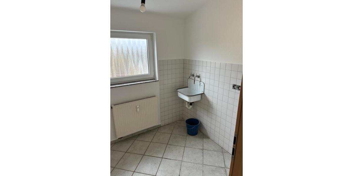 Dachgeschoßwohnung Gießen Allendorf - 4 Zimmer, 115 m&sup2;, 950&euro; | Angebot:26047263