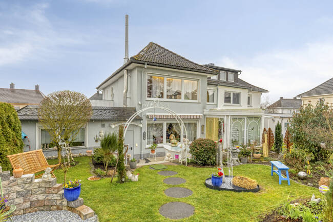 Doppelhaushälfte Wetzlar Altenberger Straße - 6 Zimmer, 174 m&sup2;, 429.500&euro; | Angebot:26116408