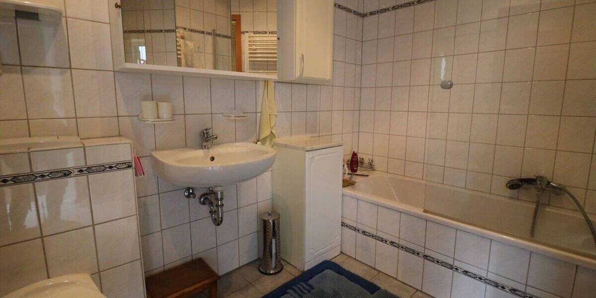 Mehrfamilienhaus, Wohnhaus Herborn Medenbach - 1 Zimmer, 382 m&sup2;, 399.500&euro; | Angebot:26043249