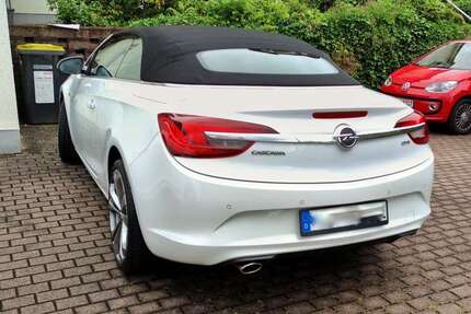 Opel Cascada 185.000 km 5.300 &euro; Lollar 35457