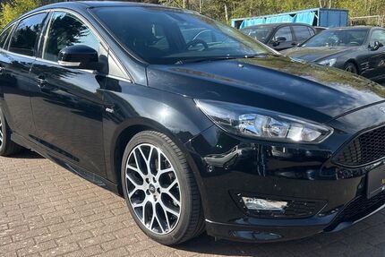 Ford Focus 90.000 km 12.490 &euro; Wettenberg 35435