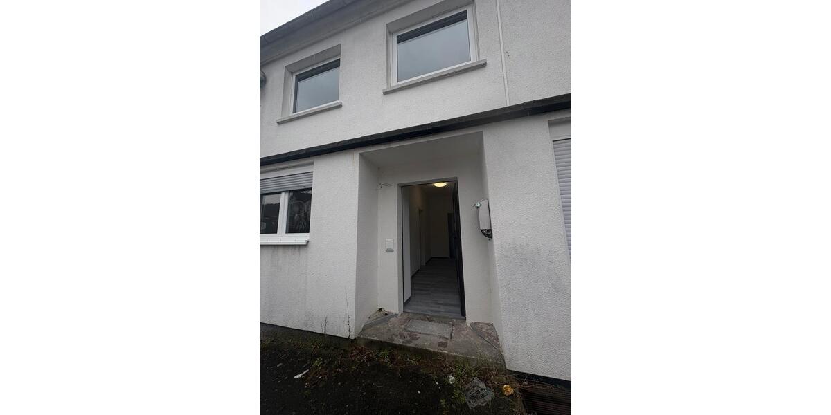 Erdgeschoßwohnung Sinn - 1 Zimmer, 70 m&sup2;, 910&euro; | Angebot:25943020