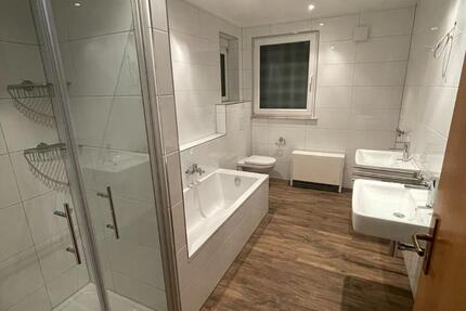 Wohnung Merenberg - 7 Zimmer, 170 m&sup2;, 900&euro; | Angebot:25181642