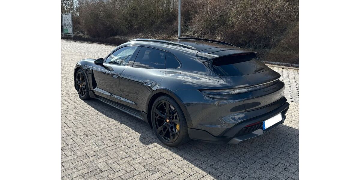 Porsche Taycan 14.990 km 99.890 &euro; Heuchelheim 35452