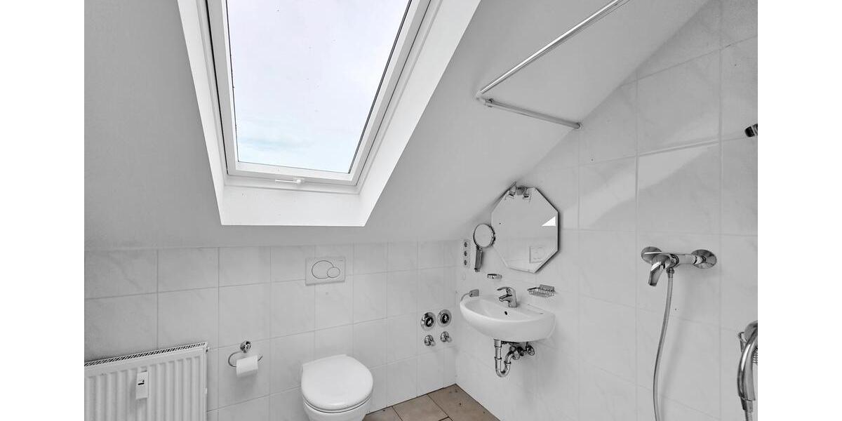 Dachgeschoßwohnung Neu-Anspach Anspach - 3 Zimmer, 67 m&sup2;, 890&euro; | Angebot:26518084