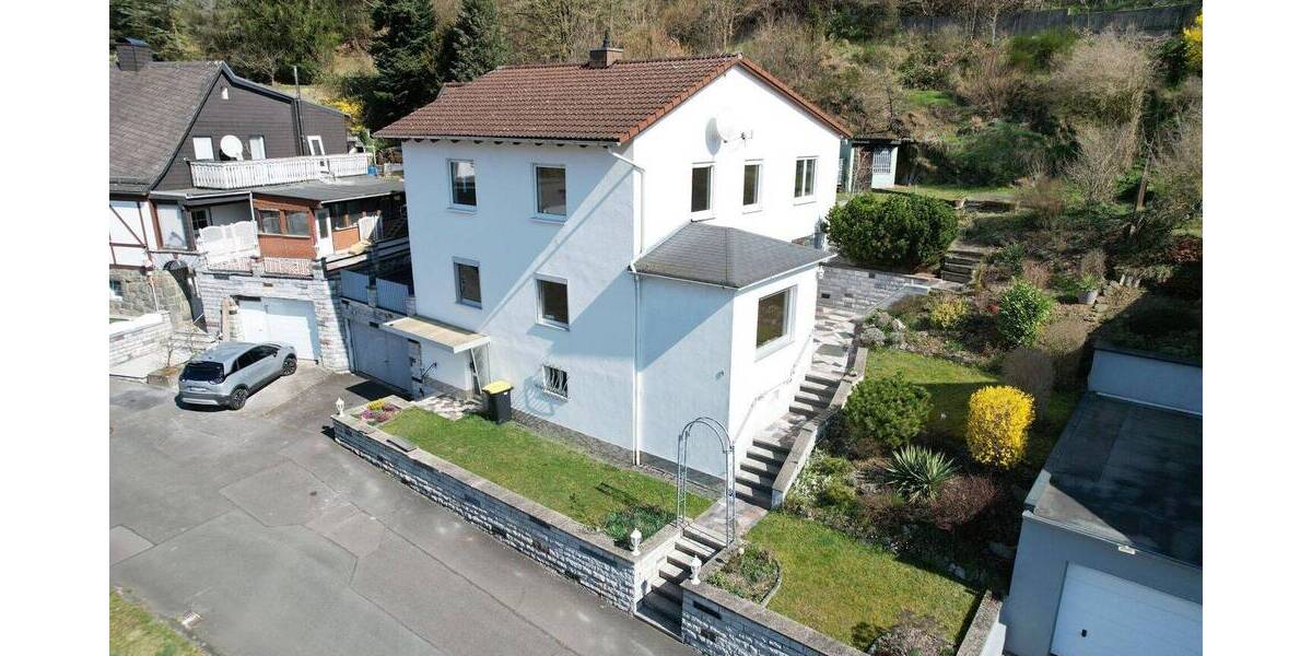 Einfamilienhaus Herborn / Seelbach Seelbach - 7 Zimmer, 193 m&sup2;, 269.000&euro; | Angebot:26160423